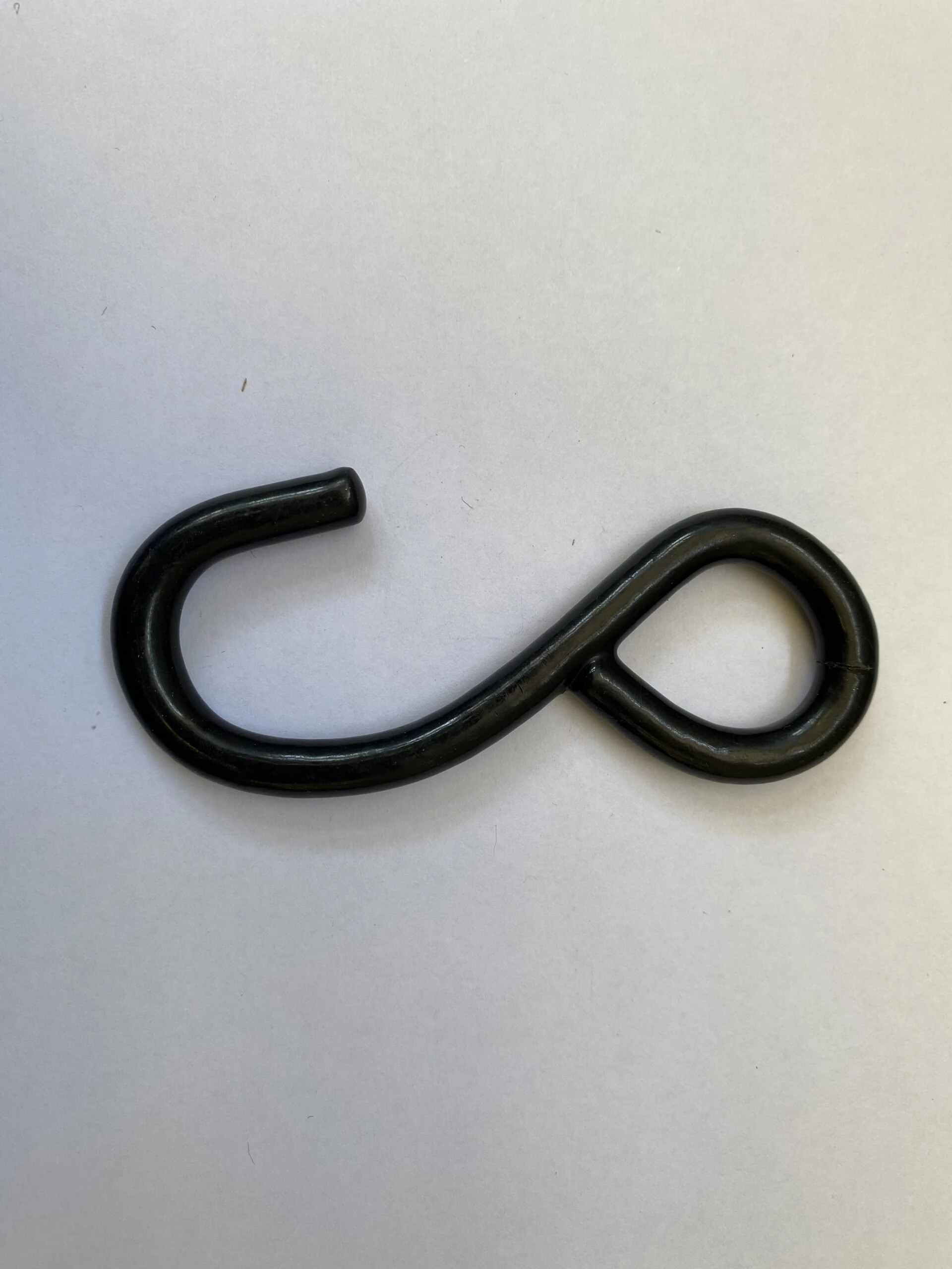 2025/08/1000085530.jpg S Hook Plastic - Image 1