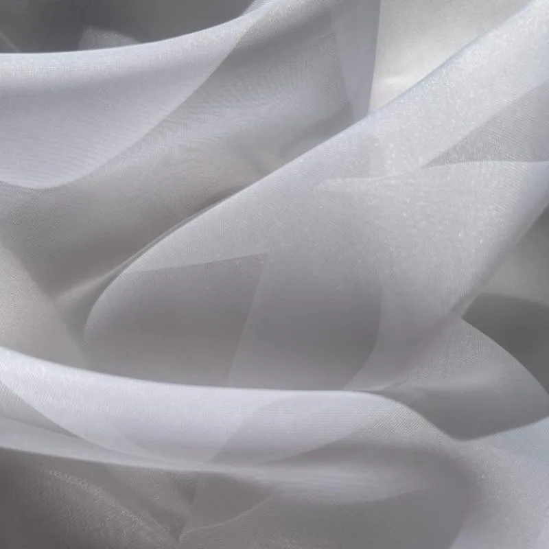 ug-voile-cleo-crushed-passion-voiles-01-voile-plain-white-1.webp Voile Cleo Crushed - Passion Voiles | U&G Fabrics - Image 1